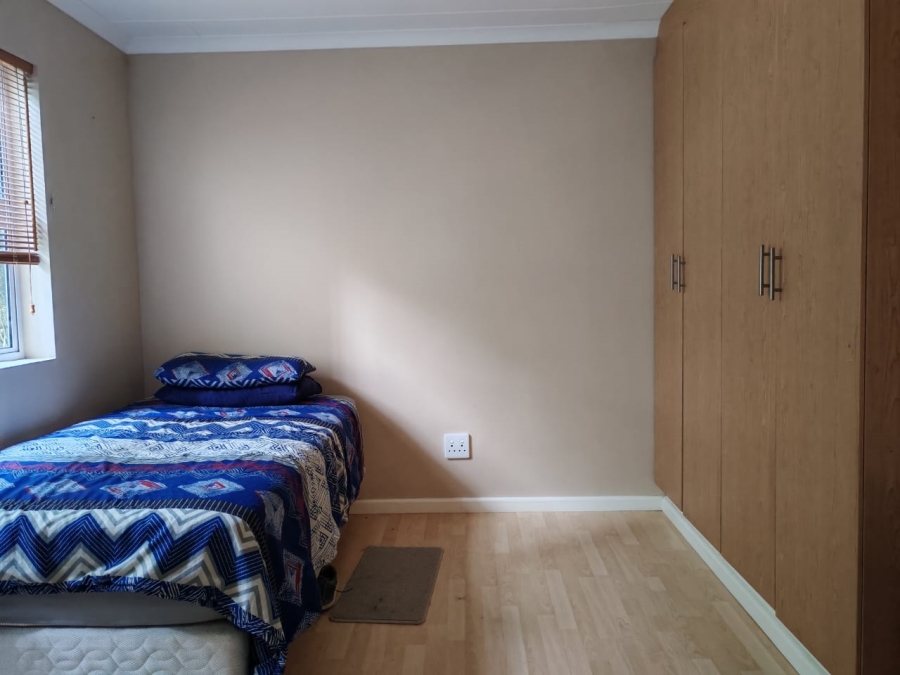 5 Bedroom Property for Sale in Cannon Rocks Eastern Cape